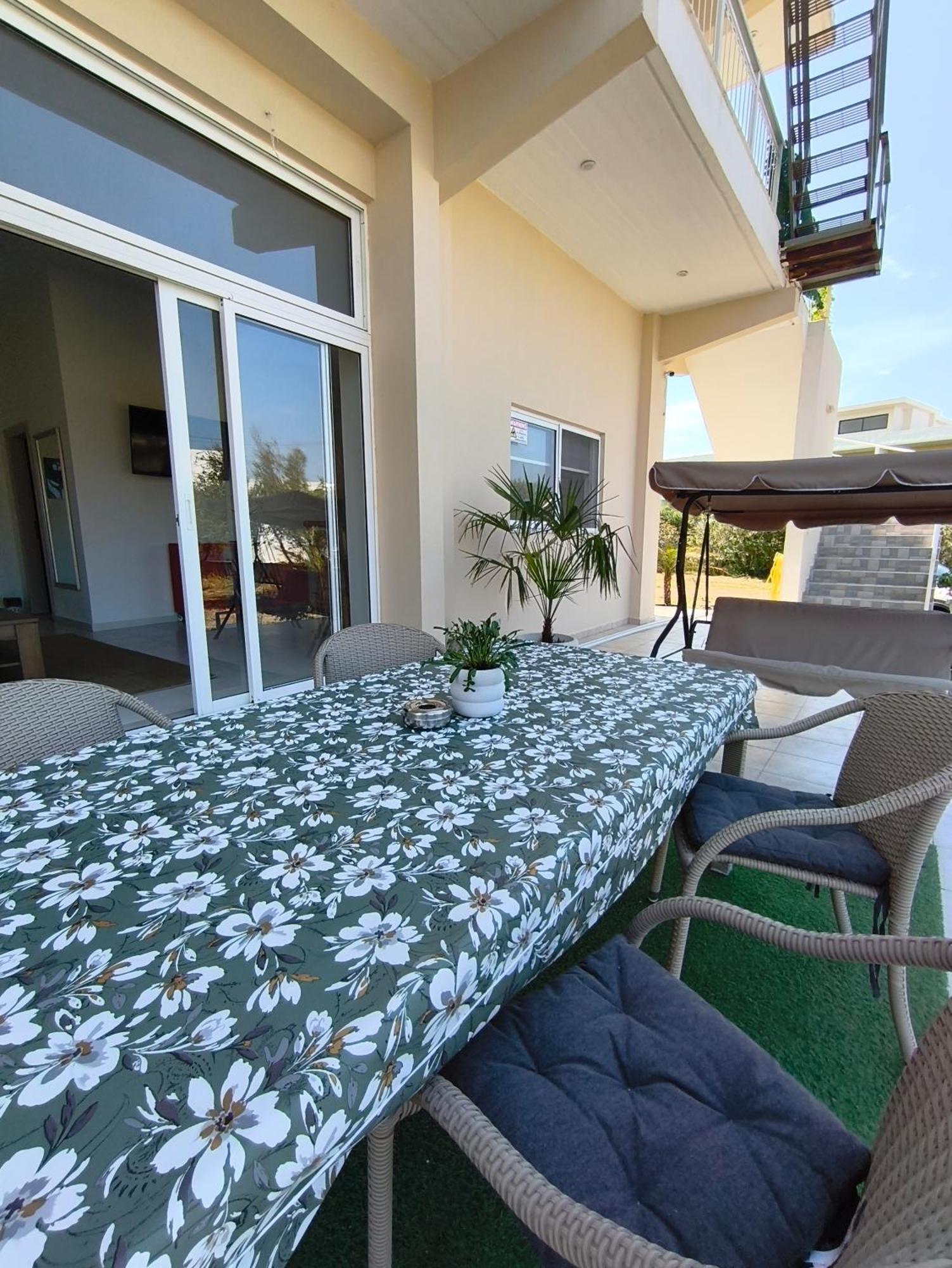 Spacious Beach House Theologos Luaran gambar